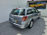 Opel-Astra Caravan detalhes 2