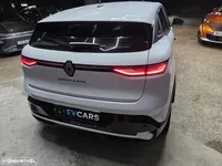 Renault-4 e-tech detalhes 2