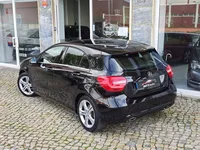 Mercedes-Benz-A 180 detalhes 1