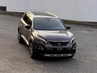 Peugeot-5008 detalhes 1