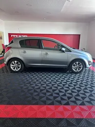 Small Image 1