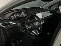 Peugeot-208 detalhes 2