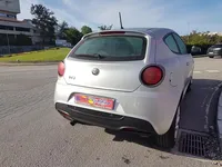 Alfa Romeo-Mito detalhes 2