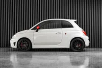 Abarth-595 detalhes 1
