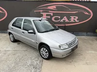 Citroën-Saxo detalhes 1