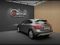 Mercedes-Benz-GLA 180 detalhes 1
