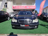 Mercedes-Benz-C 220 detalhes 1