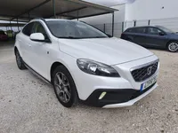 Volvo-V40 Cross Country detalhes 2