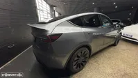 Tesla-Model Y detalhes 2