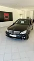 Mercedes-Benz-220 detalhes 1