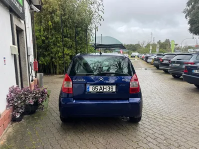 Small Image 1