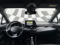 Toyota-C-HR detalhes 2