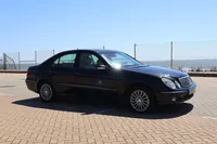 Mercedes-Benz-E 220 Imagem Principal