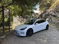 Tesla-Model 3 Imagem Principal