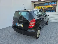 Mercedes-Benz-A 150 detalhes 2