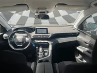 Peugeot-5008 detalhes 1