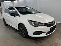 Opel-Astra Sports Tourer detalhes 1