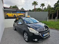 Peugeot-208 detalhes 1