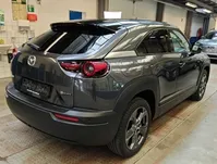 Mazda-MX-30 detalhes 2