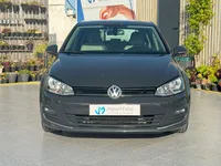 Volkswagen-Golf detalhes 1