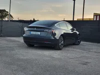 Tesla-Model 3 detalhes 2