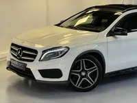 Mercedes-Benz-GLA 200 detalhes 2