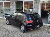 Volkswagen-Golf detalhes 1