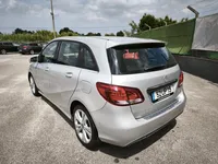 Mercedes-Benz-B 200 detalhes 1