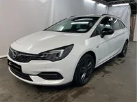 Opel-Astra Sports Tourer Imagem Principal