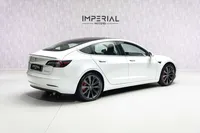 Tesla-Model 3 detalhes 2