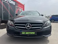 Mercedes-Benz-E 300 detalhes 2