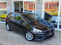 BMW-216 Active Tourer detalhes 2