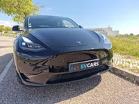 Tesla-Model Y detalhes 2