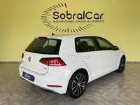 Volkswagen-Golf detalhes 1