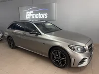 Mercedes-Benz-C 300 detalhes 1