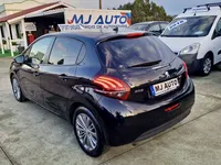 Peugeot-208 detalhes 1