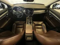 Volvo-V90 detalhes 2