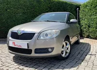 Skoda-Fabia Imagem Principal