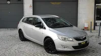Opel-Astra Sports Tourer Imagem Principal