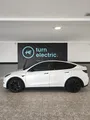 Tesla-Model Y Imagem Principal
