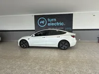 Tesla-Model 3 Imagem Principal