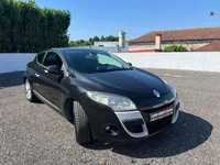 Renault-Megane Coupe detalhes 1