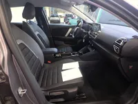 Citroën-e-C4 X detalhes 2