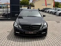 Mercedes-Benz-E 220 detalhes 2