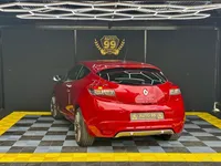 Renault-Megane Coupe detalhes 2