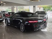 Mercedes-Benz-E 220 detalhes 1