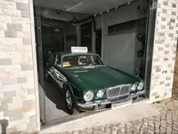 Jaguar-XJ6 Imagem Principal