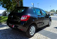 Dacia-Sandero detalhes 2