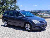 Opel-Astra Caravan detalhes 1
