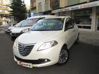 Lancia-Ypsilon detalhes 2